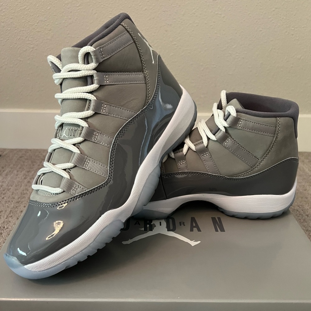 Air Jordan 11 Retro Cool Gray 2021
